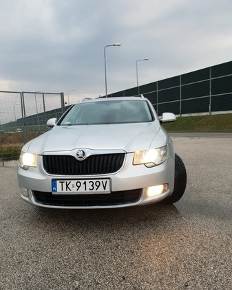 Skoda Superb cena 23500 przebieg: 374135, rok produkcji 2012 z Kielce małe 67